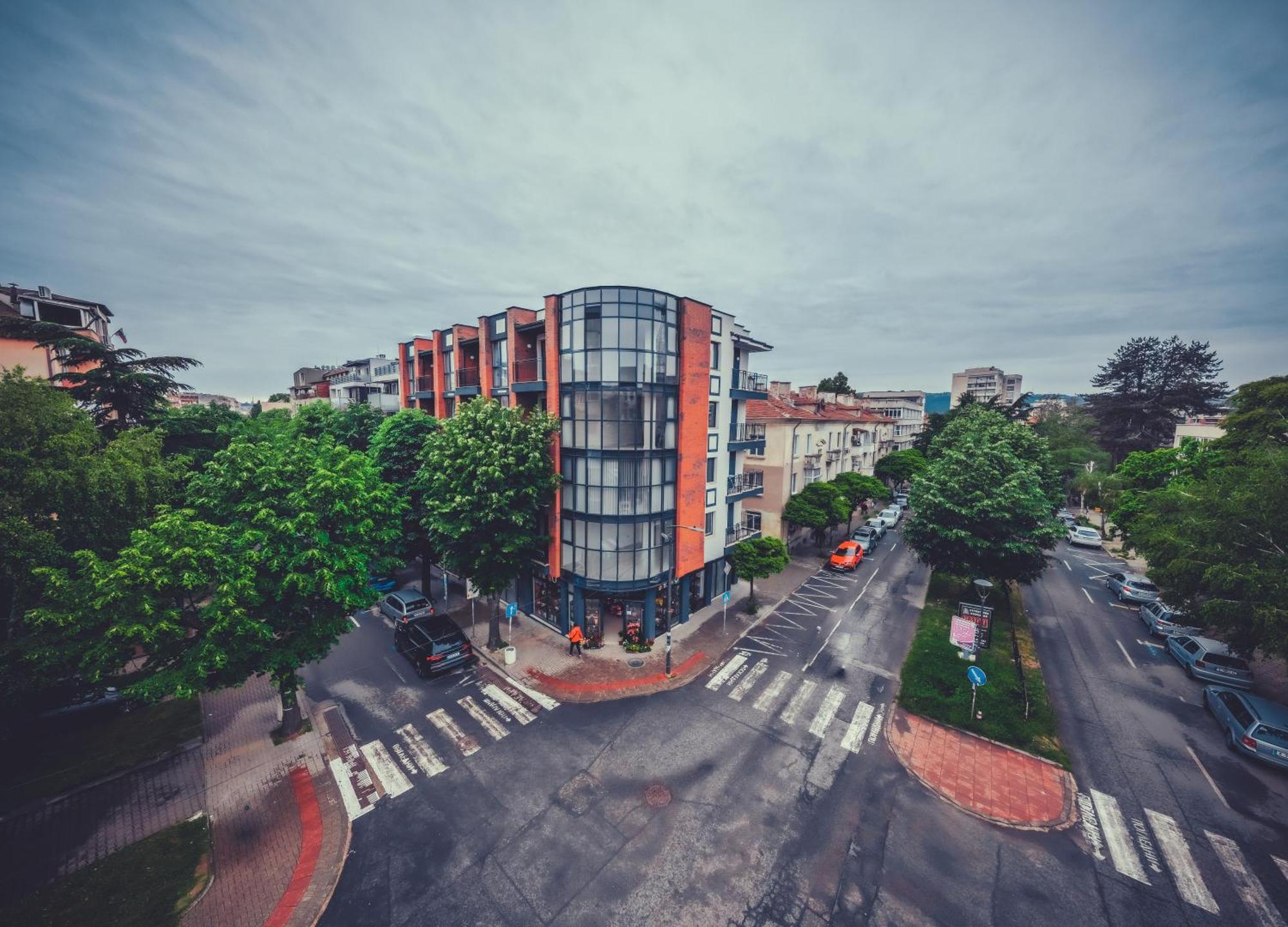 City Center Apartments Кърджали Екстериор снимка